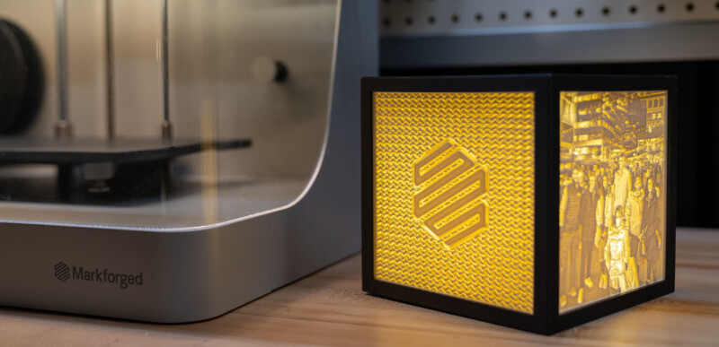 3D Print this Holiday Gift: Lithophane Light Box